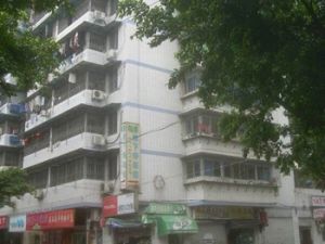 西峰新村1室1厅南