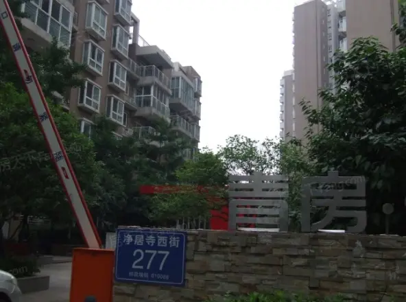 青房云上东区
