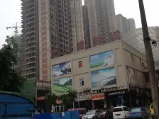 5号线轻轨房 门口就是轻轨站 精装小户型