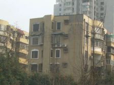 小区边上配套成熟,小区停车方便