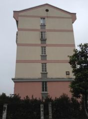 此房楼层好,保养好,现在空置。采光无遮挡