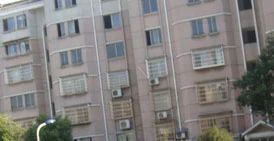 城南秦望花园5楼屋顶,顶带阁,大花园
