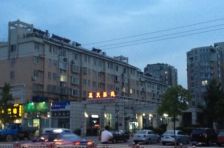 蓝天嘉苑,三房精装修,拎包入住