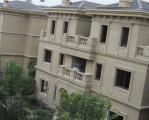 前排无遮挡全天采光边套美式装修带车位