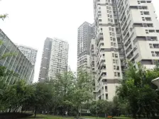 三峡广场 融汇国际温泉城童话里三房98.8万