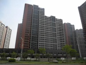 刚需读书自住精装修,四开间朝南采光很好