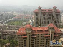 三盛中央公园西区 4室2厅 南 北