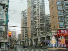 长寿路繁华地段,朝南产权房,有钥匙随时可看房,交通便利