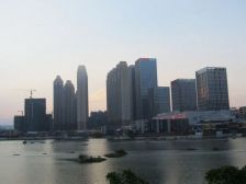 浦西万达SOHO1室0厅南