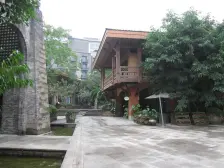 高楼层看江三房,户型方正,采光佳