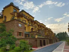 松山湖湖景大复式 带有150平方大露台 视野无遮挡