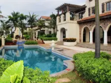 鲁能海蓝福源东三区一期 满五 小三居 双卫生间 带花园