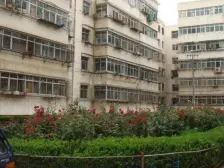 万达广场大润发三室两厅,诚心出售