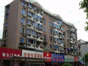 鹤池苑低楼层出行方便二房一卫适合刚需