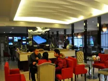 鹿山轻轨站精装二房 面朝公园 交通便利 户型采光好