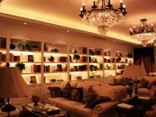 听蓝湾精装联排别墅,坐北朝南,装修保养好,配套全