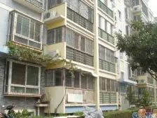 满五不唯一、双地铁、双气、人车分流、上汝河路。