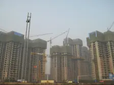 彩云湖轻轨三房双卫精装修采光好