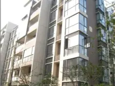 电梯通透格局,户型方正,自住装修,诚心卖随时看。。