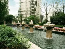 品质小区,全新装修,户型方正,实得面积大。