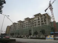 带车位+精装修60个W+中高楼层采光刺眼+位置好