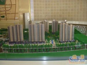 业主自住装修,小区内部楼栋,中上楼层好采光房子