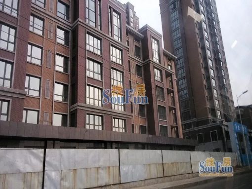 鑫丰雍景豪城2室1厅1卫南北朝向2000.00元/月出租