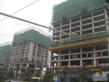 带车位+位置好+配套齐全+精装修可拎包入住