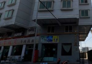 华亮大厦2室1厅西