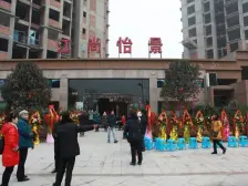 龙洲湾万达旁边精装修,户型方正 采光好 空气流通性好 业主诚心出售