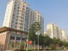 近大润发2室2厅南北通透,户型方正,公摊小,采光好