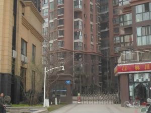 人民的公园3室2厅南