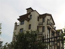 景盛豪庭联排别墅,五房两厅四卫,证件齐全,已满两年