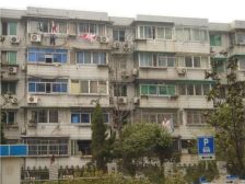 此房满五年,交通便利,距离3号线100米