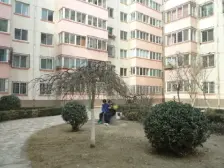 此房子是电梯房 2024年新建 4梯7户 建工局主干道