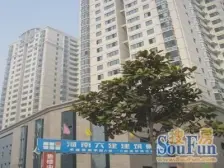 此房满五 看房方便,户型方正交通便利,门口就是地铁