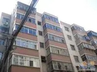 临地铁 南北通透 满二 商业配套成熟 交通便捷 近医院