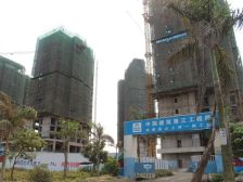 楼层观景视野佳,阳台无改动很敞亮