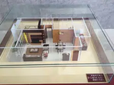 门口轻轨站,业主诚心卖,正规2房,户型方正采光好