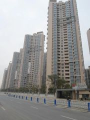 河畔新世界2室1厅南