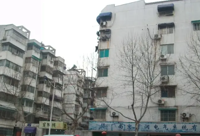 萨家湾陵村