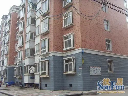 安云路樱花巷小区实景图