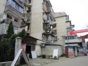 户型方正实用,采光明亮阳光全天充足,看房随时
