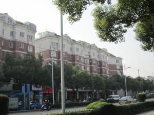 开窗即景,户型方正,开窗即景,孩子能多睡一会读书。