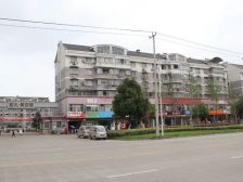 顶带阁精装修使用面积大房东诚心出售看房方便