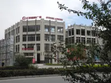 红星紫郡是2015年的次新小区,生活方便环境优美