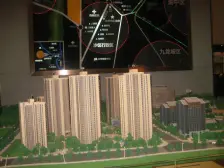 金沙天街旁!融汇A区正规两房!中间楼层!户型方正