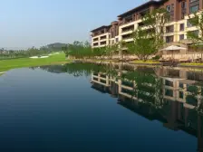 石马河 万科悦湾南区五房800万