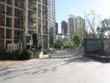 诚心出售五区临河观景南北通透毛坯两室120万