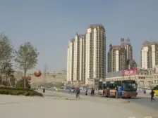 和泰馨和园 朝南两居室 户型方正 小区人车分流